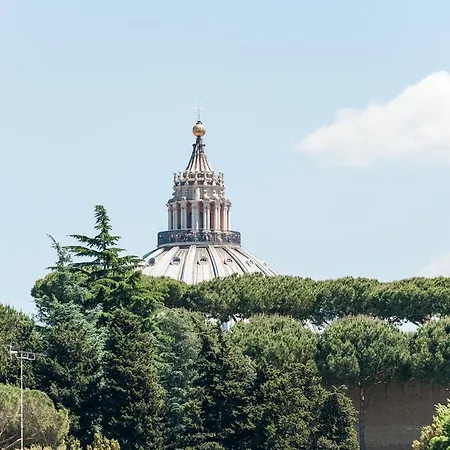 La Lanterna Di San Pietro Apartment *