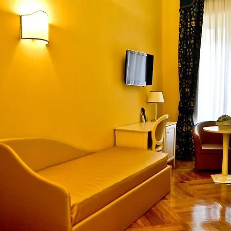 Guest house Dimora Degli Dei 2*