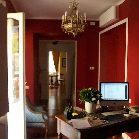 Relais Teatro Argentina Bed & Breakfast 2*