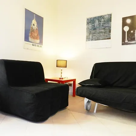 Re Di House * Rome