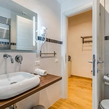 Prati Luxury 3* Rome