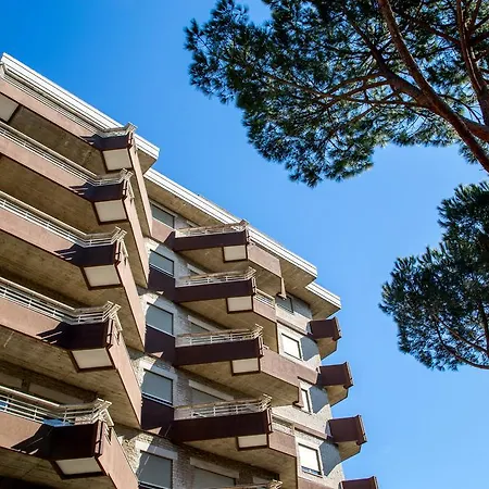 Parco Salario Aparthotel *