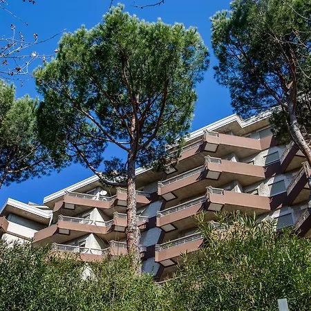 Parco Salario Aparthotel