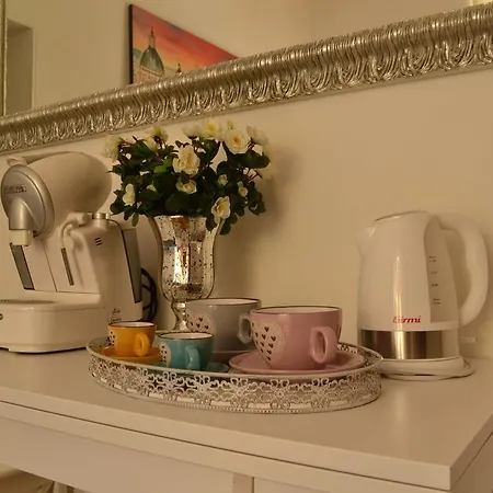 Lulu House Bed & Breakfast