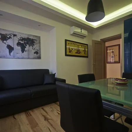Piramide House Apartament Rzym