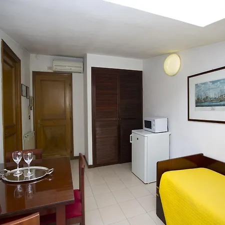 Tassoni Aparthotel