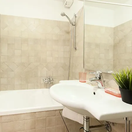 Apartman Coral Flat Colosseo