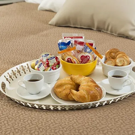 Vatican May's House Bed & Breakfast