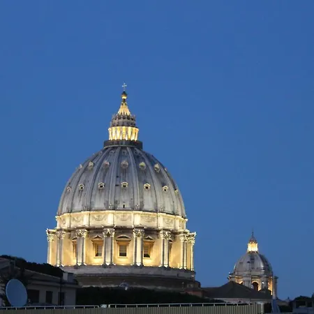 L'isola Di Esme Roma