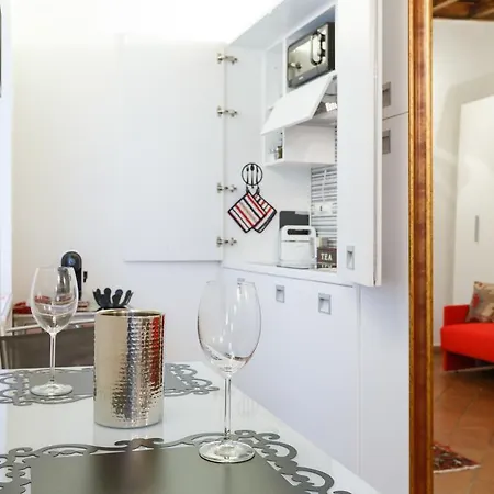 Navona, Old Apartment *
