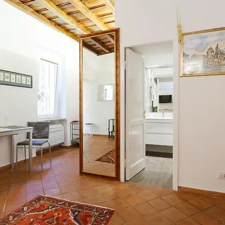 Navona, Old Rome Lodge Apartment *