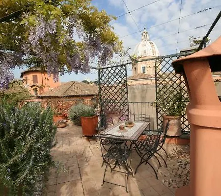 Casa Giulia * Rome