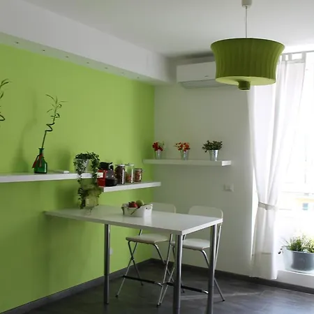 Bruno's House Bed & Breakfast 2*