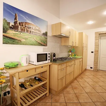 Apartment Coliseum *