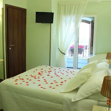 Navona Guest house