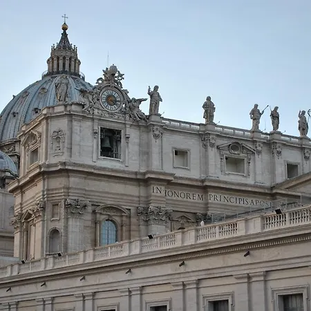 La Perla Del Vaticano Rome