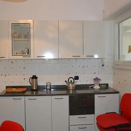 Labriola St Peter's House- Free Parking Apartment