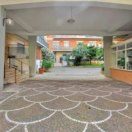 Feriae Latinae Apartament