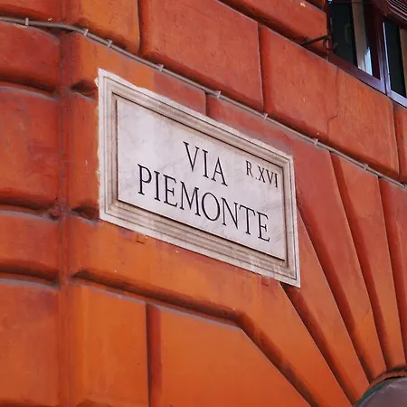 Caterina One O One - Embassy Apartment Rome
