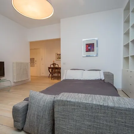 Purple Coral Apartment