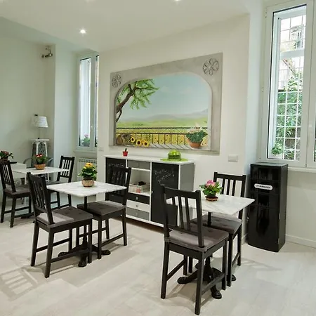 Gallery 101 Bed & Breakfast 3*