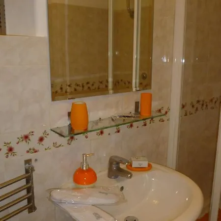Bed & Breakfast Carlo Alberto House