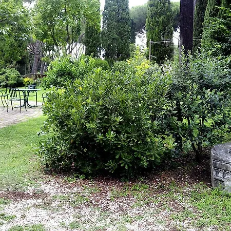 Casa Mora Bed & Breakfast *