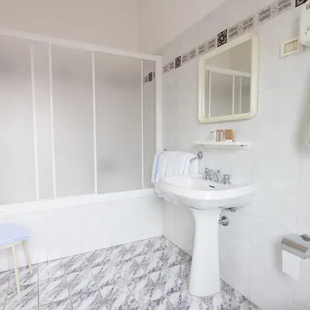 Letizia - Casa Per Ferie Guest house 3*
