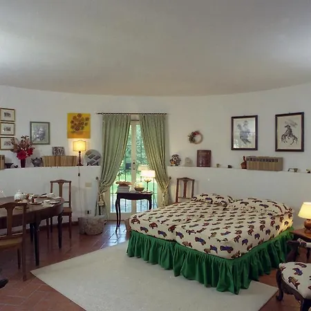 Casa Mora