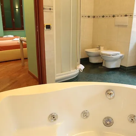 Hotel H&h