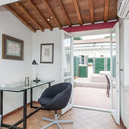 Trevi Penthouse With Jacuzzi Apartment *