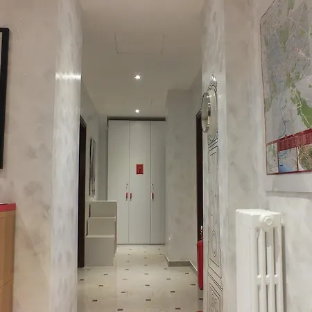 Four Seasons Holiday House Apartment *