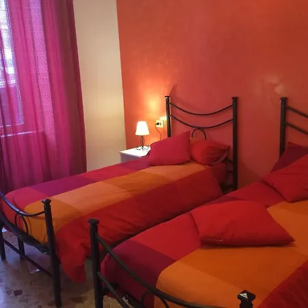 Four Seasons Holiday House Apartment Rome