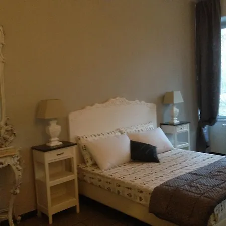 Blanc Maison Tevere Apartment *