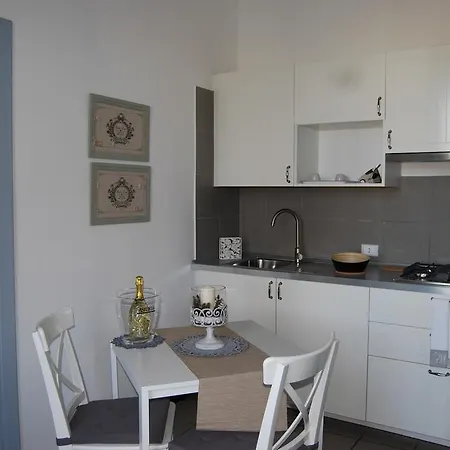 Apartment Blanc Maison Tevere