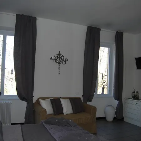 Apartment Blanc Maison Tevere *