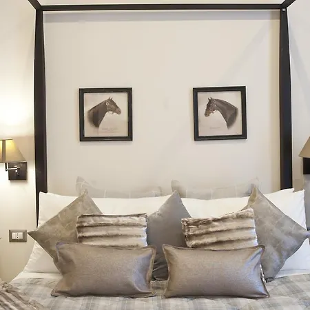 Town House 62 3* Rome