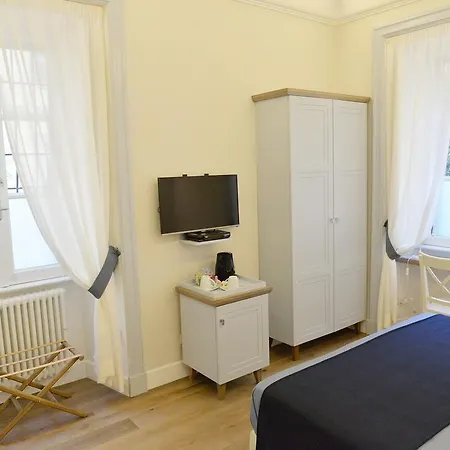 Guest house Little Rose 2*