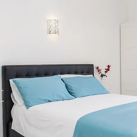 Guest house Apartop