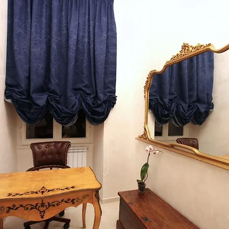 Royal * روما