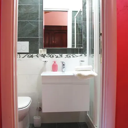 Salaria Luxury Guest house *