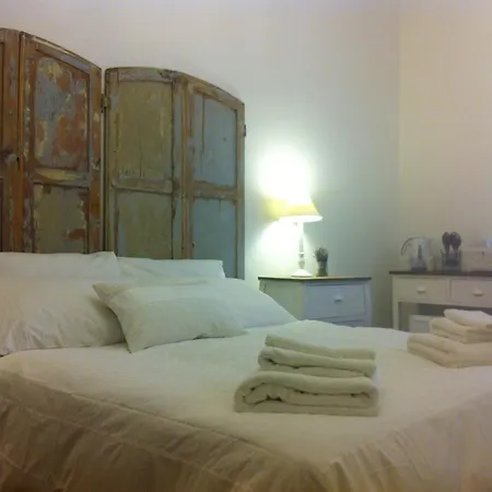 Bed & Breakfast Out Of Time Rom