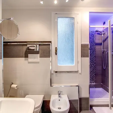 Colosseo 28 Bed & Breakfast 3*