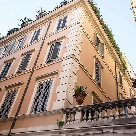 Il Palazzetto Di Via Vittoria Apartment Rome
