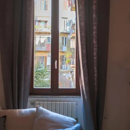 Il Palazzetto Di Via Vittoria Apartment Rome