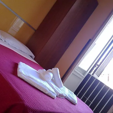 San Daniele Bundi House 2* Řím