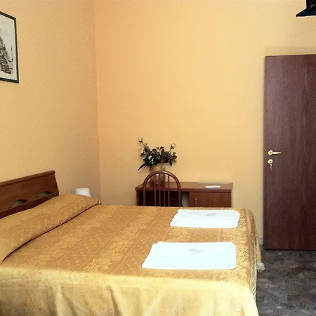 San Daniele Bundi House 2* Řím