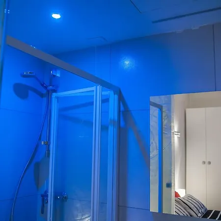 Chroma Italy - Chroma Trastevere Apartment Rome