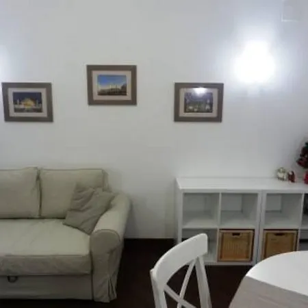 Casa Vacanze Ricordi Romani *