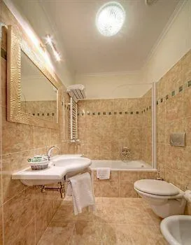 Beau Site - Antica Residenza Affittacamere 4*